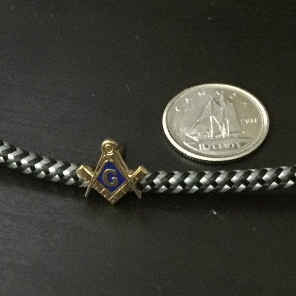 Freemasons Lapel Pin - Picture 2 of 4